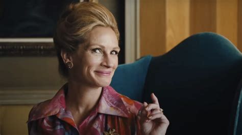 chanel julia roberts|julia roberts on gaslit.